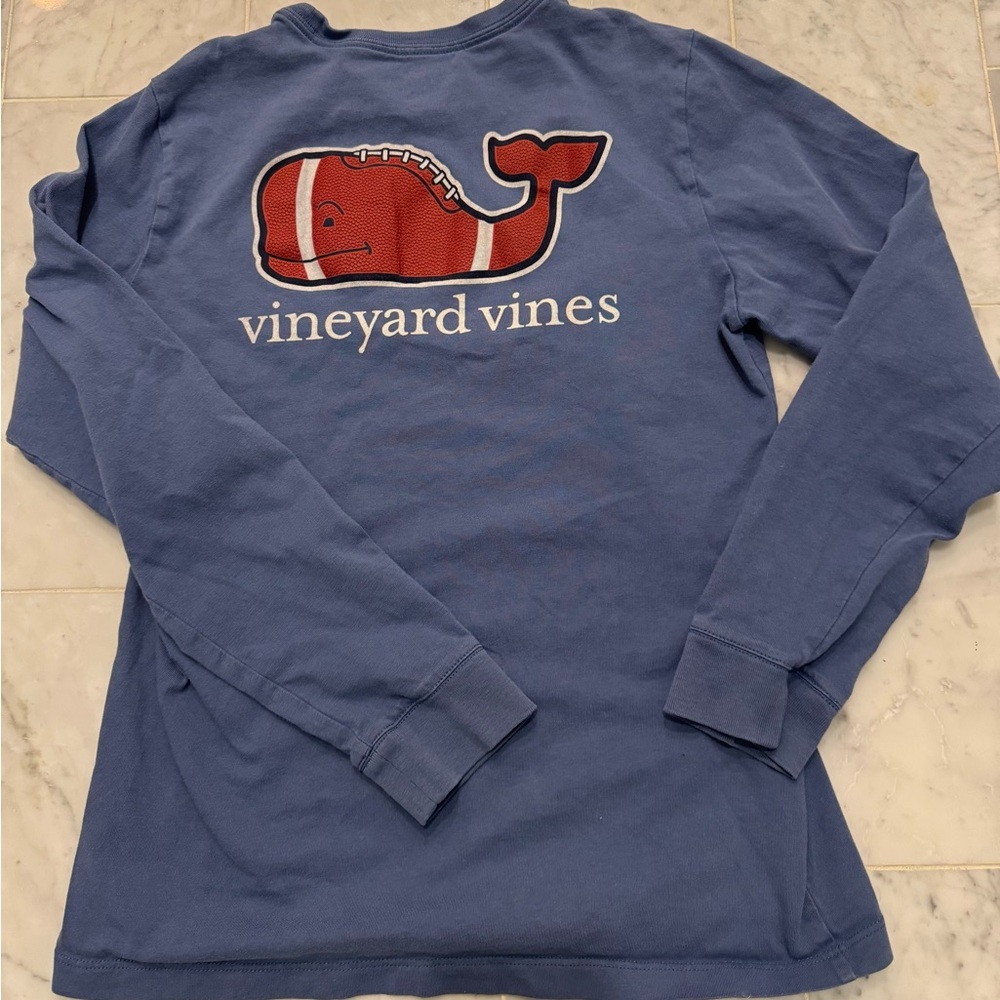 Medium Vineyard Vines Shirt